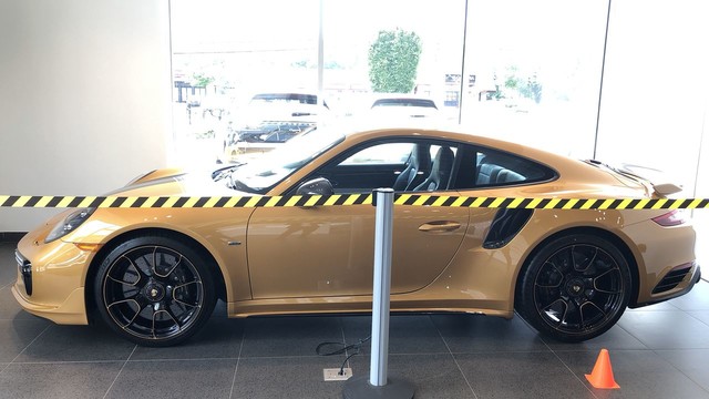 Pre Owned 2018 Porsche 911 Turbo S